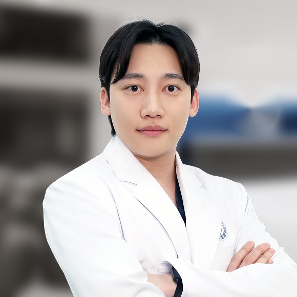 박근우 원장