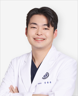강용욱