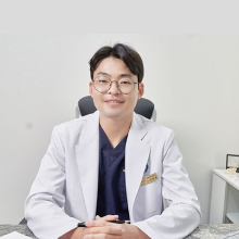 임플란트 수술 시, 체크할 사항들은? [강용욱 원장 칼럼]
