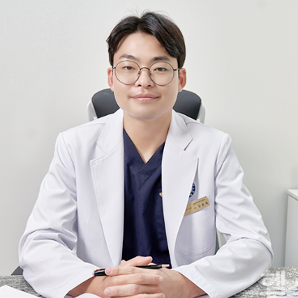 임플란트 주의사항, 지켜야 하는 이유 [강용욱 원장 칼럼]