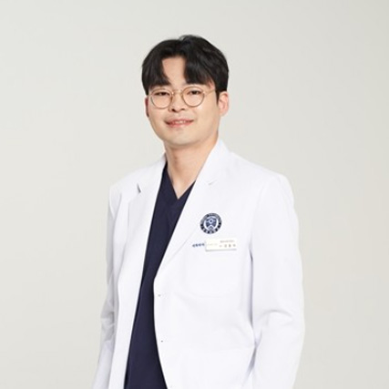 정확도 높이고 통증 줄인 '디지털 임플란트' 인기