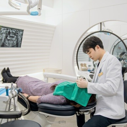 임플란트 수술과정, 핵심은 정밀 진단과 안전한 계획