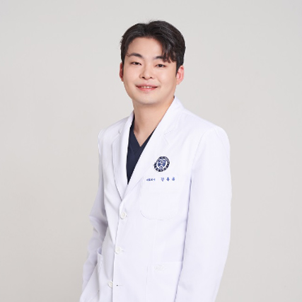 컴퓨터 분석으로 정밀함·안전성↑ 임플란트의 역할 [강용욱 원장 칼럼]