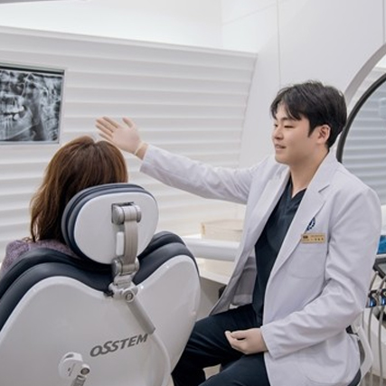 발치 즉시 임플란트, 누구나 가능할까… 정확한 진단 중요
