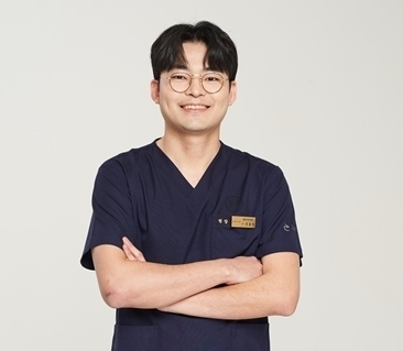 '저작력 회복 돕는 무치악임플란트, 고령층도 가능할까?