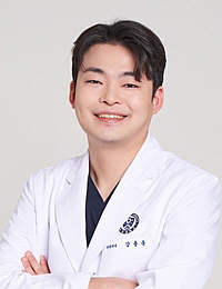 임플란트 가격차 3요인 '정밀진단, 재료, 수술 난이도'